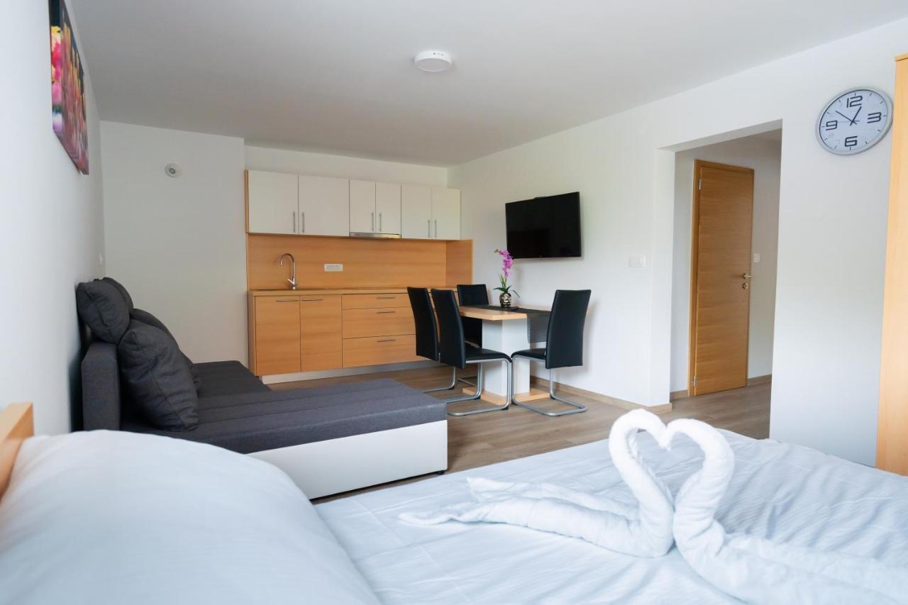 Pjagodic Apartments & Wellness Cerklje na Gorenjskem Eksteriør billede