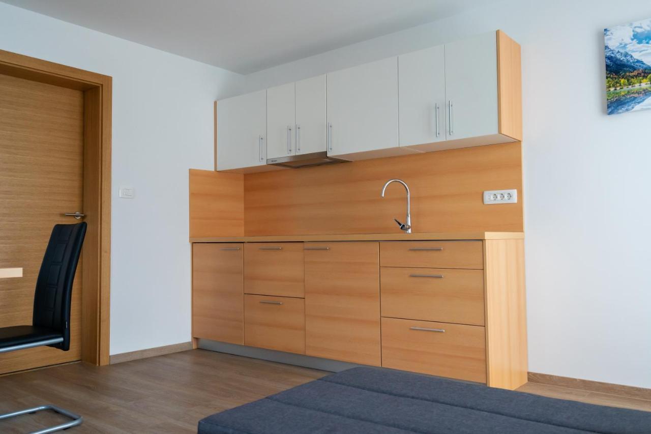 Pjagodic Apartments & Wellness Cerklje na Gorenjskem Eksteriør billede