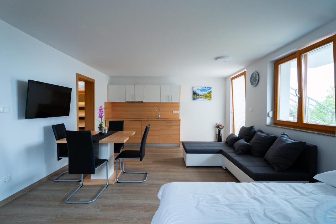 Pjagodic Apartments & Wellness Cerklje na Gorenjskem Eksteriør billede